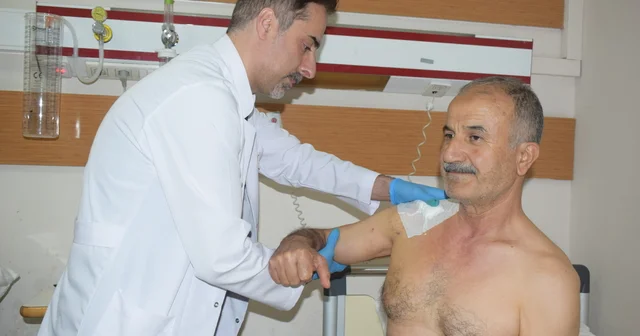 Tenis oynarken omzu çıkan hasta, özel plakla ameliyat edildi Batman Haberleri