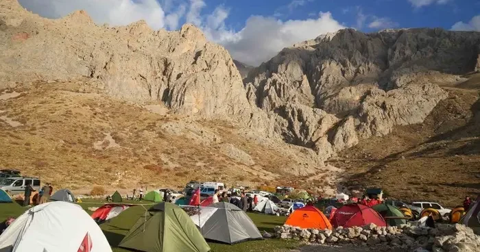 Cumhuriyet’in 102. yılında dağcılar, Emler Zirvesi’nde buluşacak