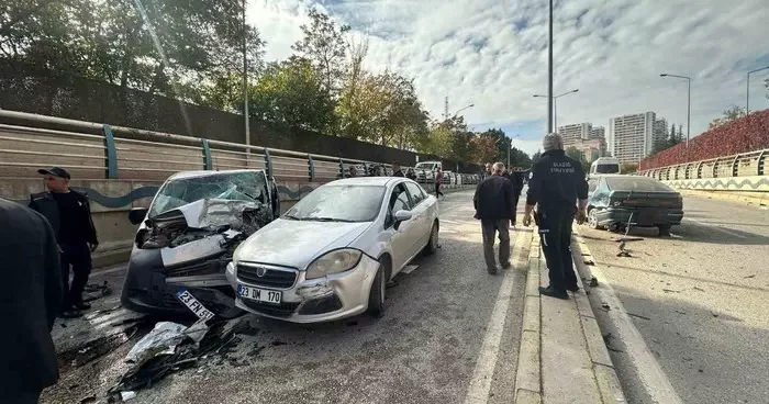 Elazığ’daki zincirleme trafik kazası: 1 ölü, 4 yaralı