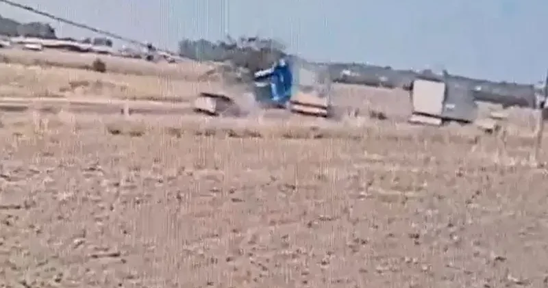 Ceyhan da TIR ile otomobilin çarpıştığı kaza kamerada