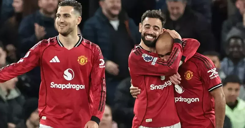 Premier League’de gol şov! Manchester United, Brighton’u 4 2 yenerek farklı kazandı Fanatik Gazetesi Futbol Haberleri Spor