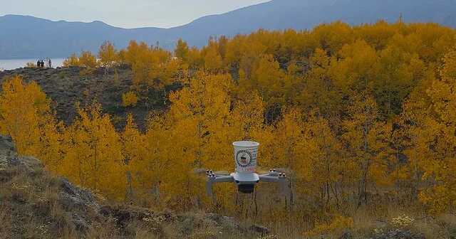Nemrut Kalderası nda drone ile içecek ikramı Bitlis Haber Habertürk Yerel Haberler