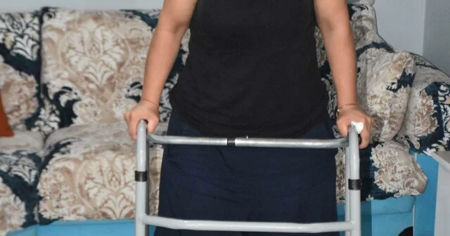Aysel i sokak ortasında vuran eski eşe verilen cezayı Yargıtay bozdu İzmir Son Dakika Haberleri Habertürk Yerel Haberler