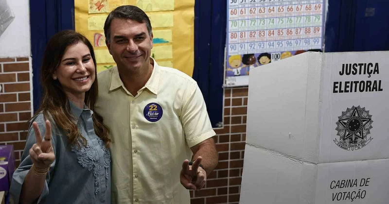 Brezilya da ikinci tur başkanlık seçiminde Lula ile Flavio Bolsonaro yarışıyor