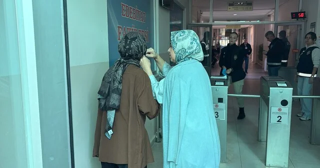 Sivas ta KPSS heyecanı; 1 dakika kala küpesini çıkardı Sivas Haber Habertürk Yerel Haberler