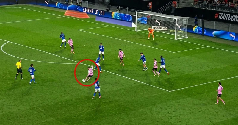 Eski Fenerbahçeli Szymanski, Rennes formasıyla yeniden doğdu