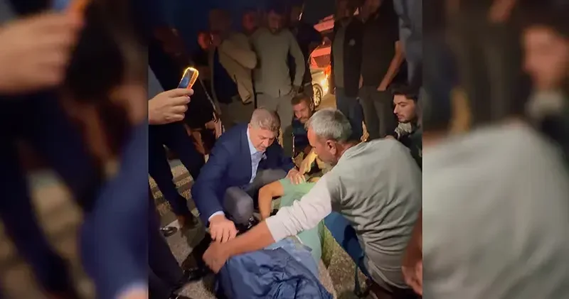 Otomobilin çarptığı kişi yaralandı; ilk yardımı vali ve milletvekili yaptı