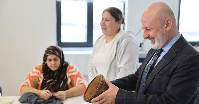 Başkan Çolakbayrakdar: Kocasinan akademi ile 7 den 70 e herkesin mutluluğunu artırıyoruz Kayseri Son Dakika Haberleri Habertürk Yerel Haberler