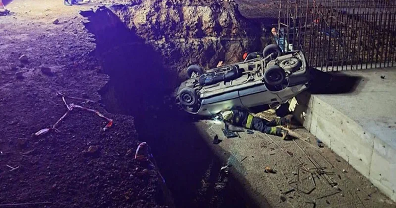 Eskişehir Seyitgazi de otomobil çukura düştü, 1 kişi öldü, 2 si çocuk 5 yaralandı