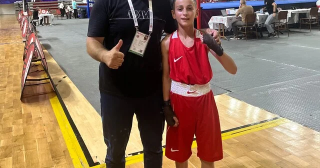 Bayburtlu minik boksör Çetin SEM sporcusu oldu Bayburt Son Dakika Haberleri Habertürk Yerel Haberler