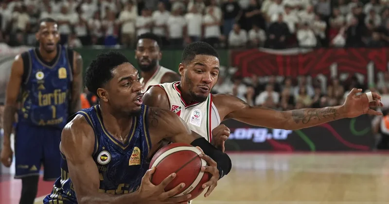Fenerbahçe Tarfin, Karşıyaka deplasmanında farklı galip!