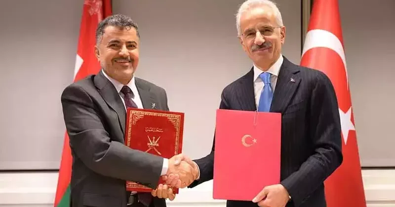 Umman’dan Avrupa ya gidecek yüklerin Türkiye üzerinden taşınması için imzalar atıldı