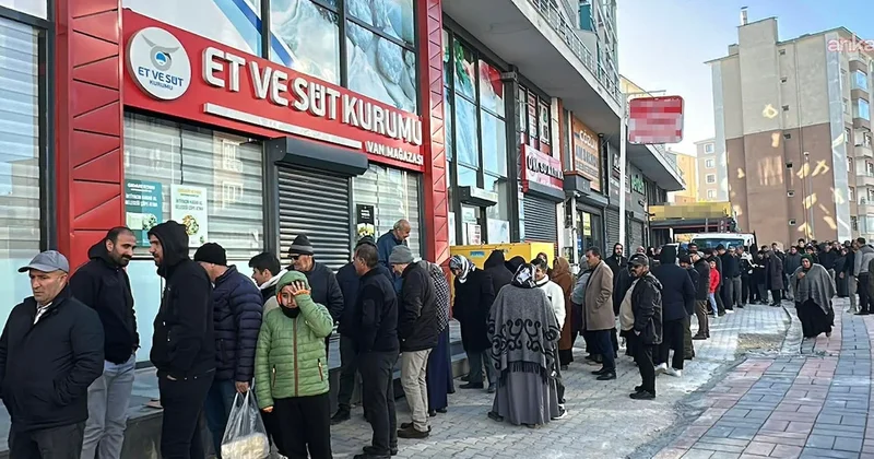Sabah namazını müteakiben ucuz et kuyruğu Sözcü Gazetesi