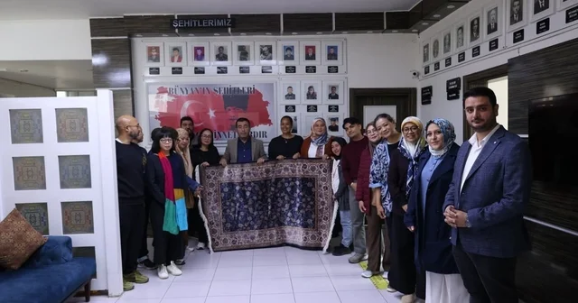 Malezyalı heyet Bünyan halısını yerinde inceledi Kayseri Haberleri