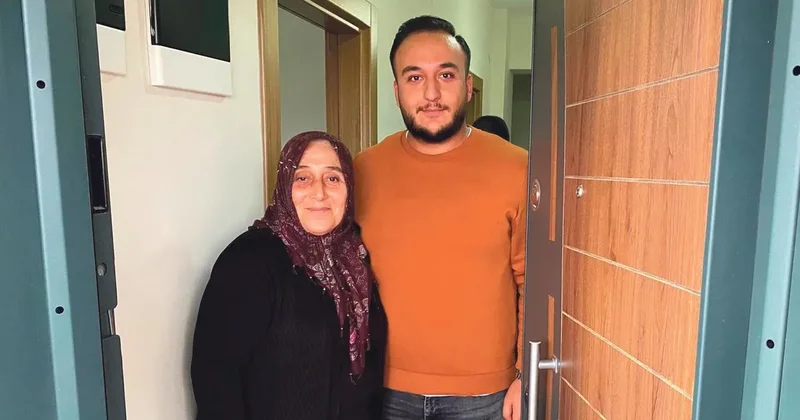 Asrın hizmetiyle evimize kavuştuk