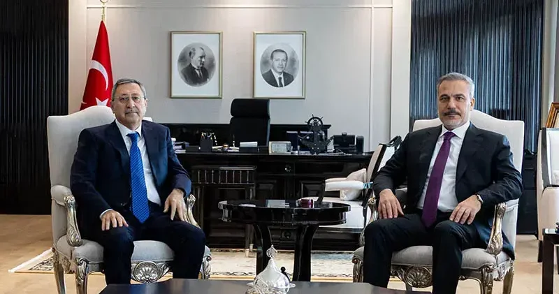 Bakan Fidan, Azerbaycan Özel Görevler Temsilcisi Halefov ile bir araya geldi