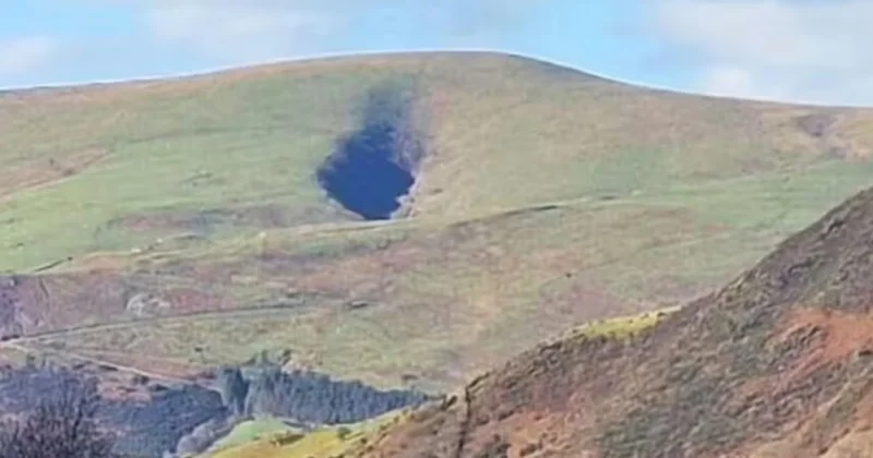 Dağın tepesindeki devasa deliğin gizemi çözülemiyor Sözcü Gazetesi