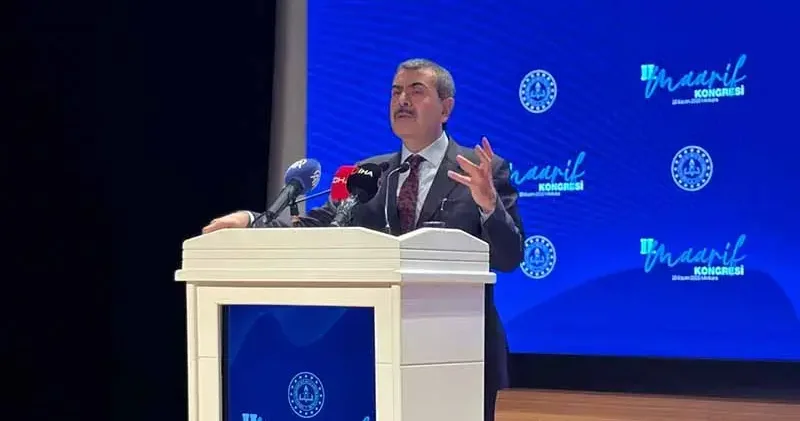 Bakan Tekin: Milli ve manevi değerlerine bağlı bir kuşak yetiştirmek durumundayız