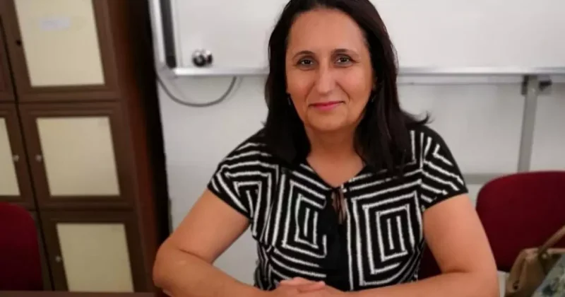 Öğretmenler Günü nde motosikletin çarptığı öğretmen hayatını kaybetti