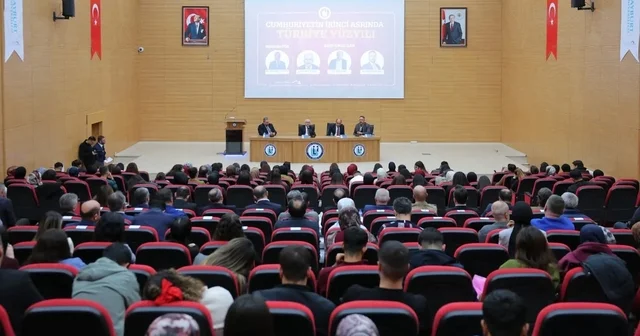 Bayburt ta Cumhuriyetin İkinci Asrında Türkiye Yüzyılı paneli düzenlendi Bayburt Haberleri