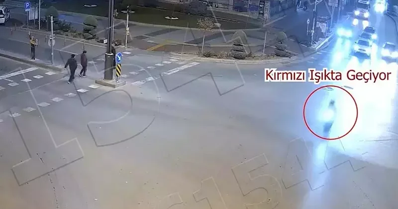 Dur ihtarına uymayan motosiklet sürücüsü trafiği tehlikeye attı