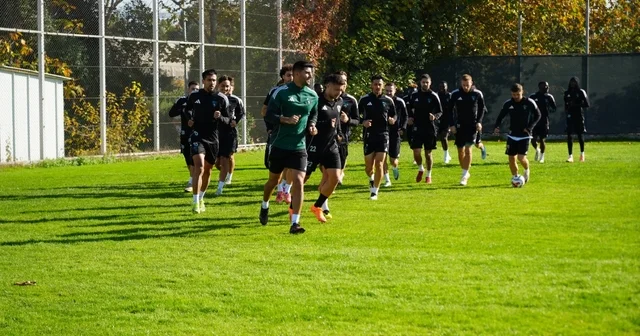 Kocaelispor, Gençlerbirliği maçına hazırlanıyor Ahmet Oğuz: Kim daha çok isterse o kazanacaktır Her maçı kazanmaya oynamak durumundayız Kocaeli Haberleri