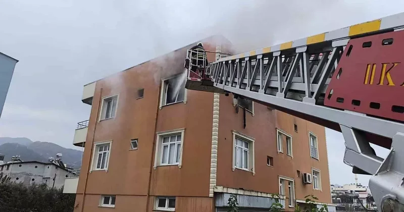 Dörtyol’da ev yangını