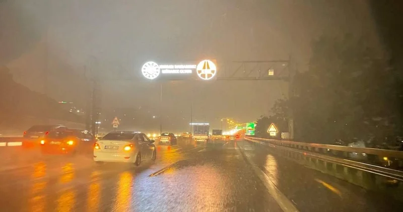 Geceyi şimşekler aydınlatacak: Meteoroloji kuvvetli yağış için tarih verdi