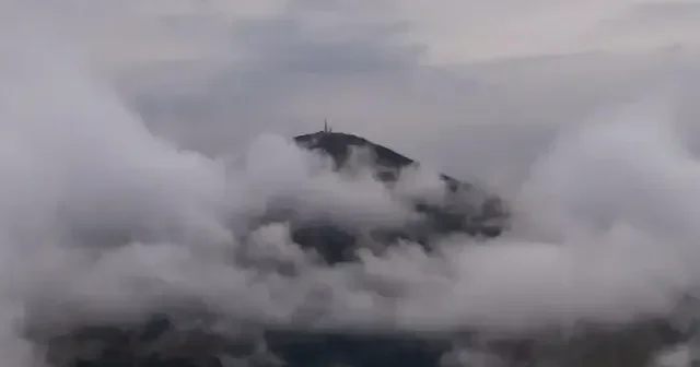 1650 rakımlı Dürtmen Dağı ndaki sis denizi dronla görüntülendi VİDEO İZLE