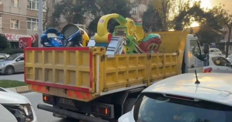 5 çocuğu elektrik çarpmıştı: Belediye delil olan oyun aletlerini alıp götürdü!