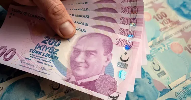 TÜRK İŞ ten asgari ücret açıklaması: Yüzde 13 ten yüzde 45 e yükseldi