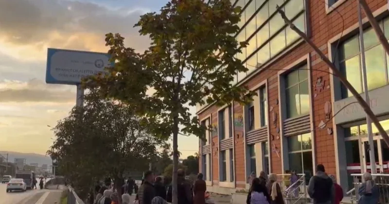 Zehirlenme faciasında bu kez adres Bursa: Profiterol yediler hastanelik oldular!