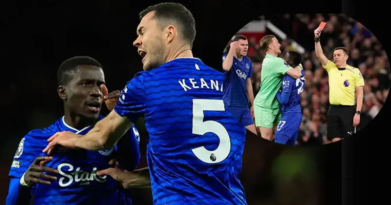 Manchester United Everton maçında flaş olay! Takım arkadaşına tokat attı, kırmızı kart gördü Fanatik Gazetesi Futbol Haberleri Spor