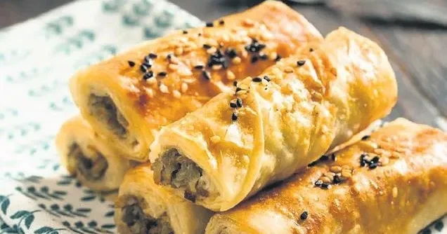 İDİL AÇIKALIN Pratik börekler