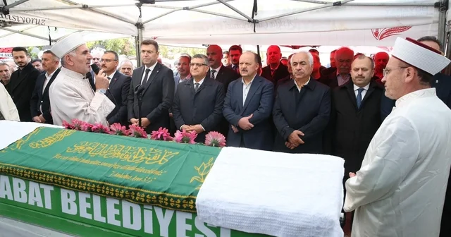 Vali Meftun Dallı nın annesi toprağa verildi Kastamonu Haberleri