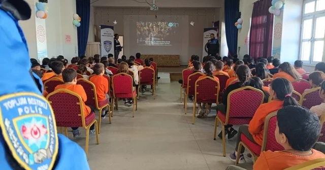 Niğde de öğrencilere güvenlik ve akran zorbalığı eğitimi Niğde Haberleri