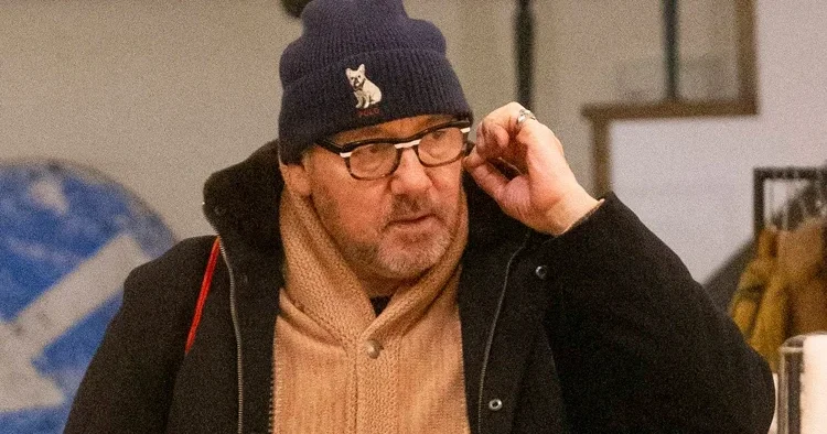 Emektar oyuncu Evsiz kaldım demişti... Hayranlarından çağrı üstüne çağrı yağdı: Kapımız sana her zaman açık