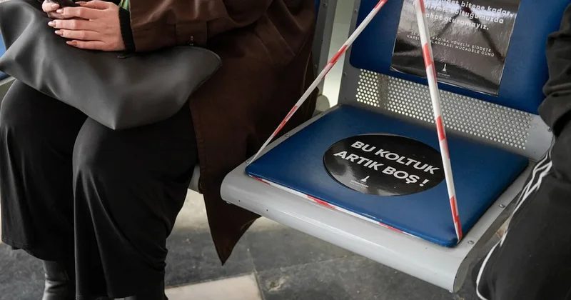 İzmir de dikkat çeken kare: Bu koltuk artık boş! Sözcü Gazetesi