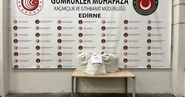 Kapıkule de otomobilde 22 kilo 662 gram esrar ele geçirildi Edirne Haberleri