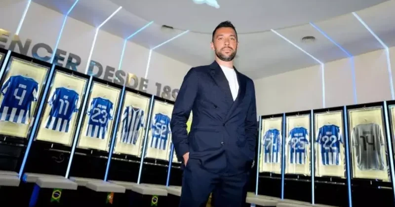 Süper Lig de de çalışmıştı! 36 lık teknik direktör tarih yazıyor