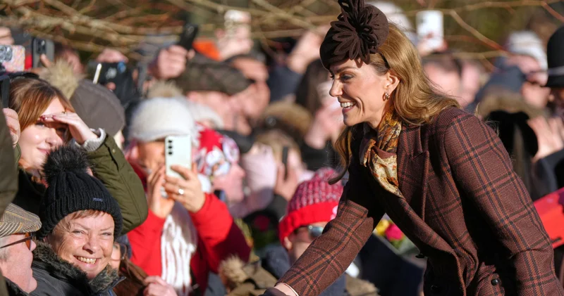 Prenses Kate Middleton a Noel etkinliğinde sevgi seli magazin haberleri