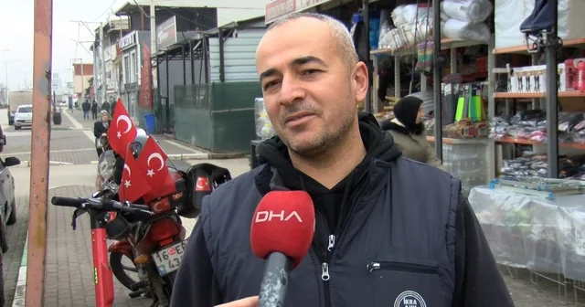 Husumetlisinin tabancasından çıkan kurşunlardan mağazaya sığınarak kurtuldu; o anlar kamerada (2) Bursa Haberleri