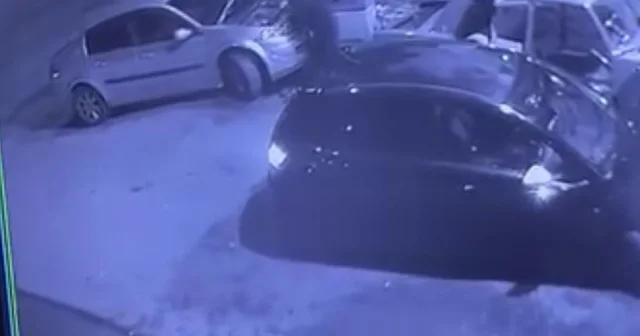 Tamir sırasında otomobile, başka bir araç çarptı; kaza kamerada Bursa Haberleri