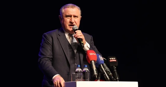 Gençlik ve Spor Bakanı Bak: Savunma sanayisinde her alanda yatırım yapan bir Türkiye var Gaziantep Haberleri