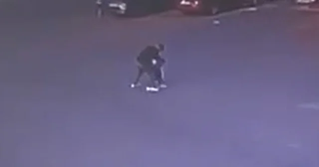 Boşanma aşamasındaki eşini sokak ortasında 12 yerinden bıçakladı, 18,6 yıl hapis cezası aldı Eşini öldüren sanık: Öldürme niyetim yoktu Çanakkale Haberleri