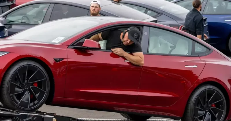 NHTSA, Tesla Model 3 İncelemesi Başlattı