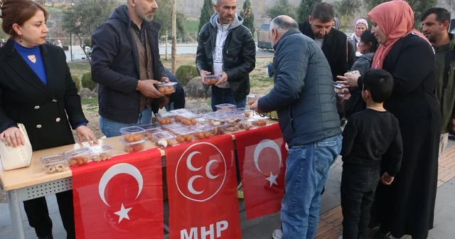 MHP Sur teşkilatından Regaip Kandili ikramı Diyarbakır Haberleri
