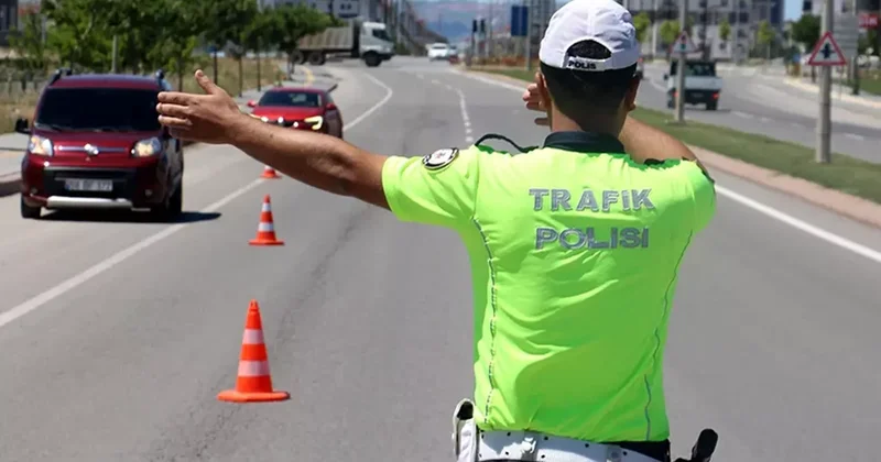Trafikte 2 hareketi yapmayın! Hapis cezasına çarptırılabilirsiniz