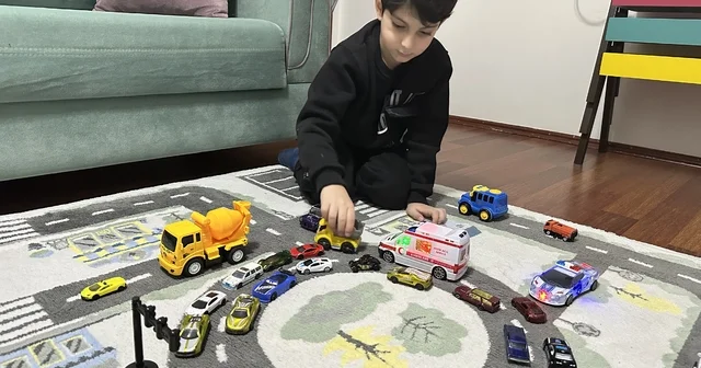 6 yaşındaki çocuktan ambulans duyarlılığı Diyarbakır Haberleri