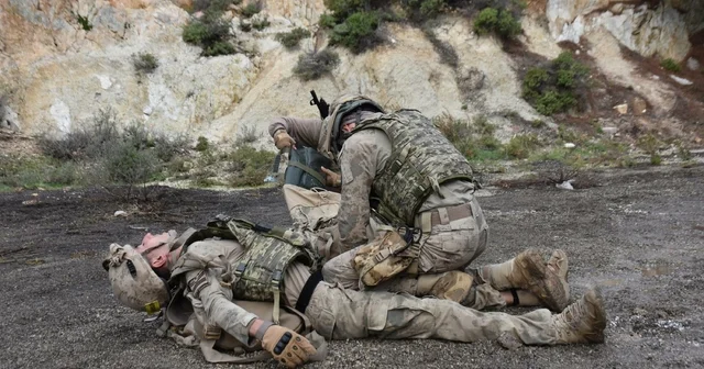 Jandarma Komando Özel Harekat birlikleri, Savaşçı Yarışması nda mücadele ediyor İzmir Haberleri